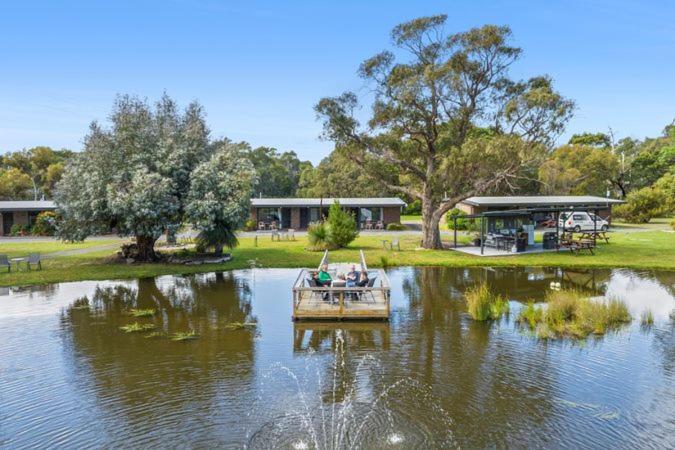 Halls Haven Holiday Units Halls Gap Exterior photo